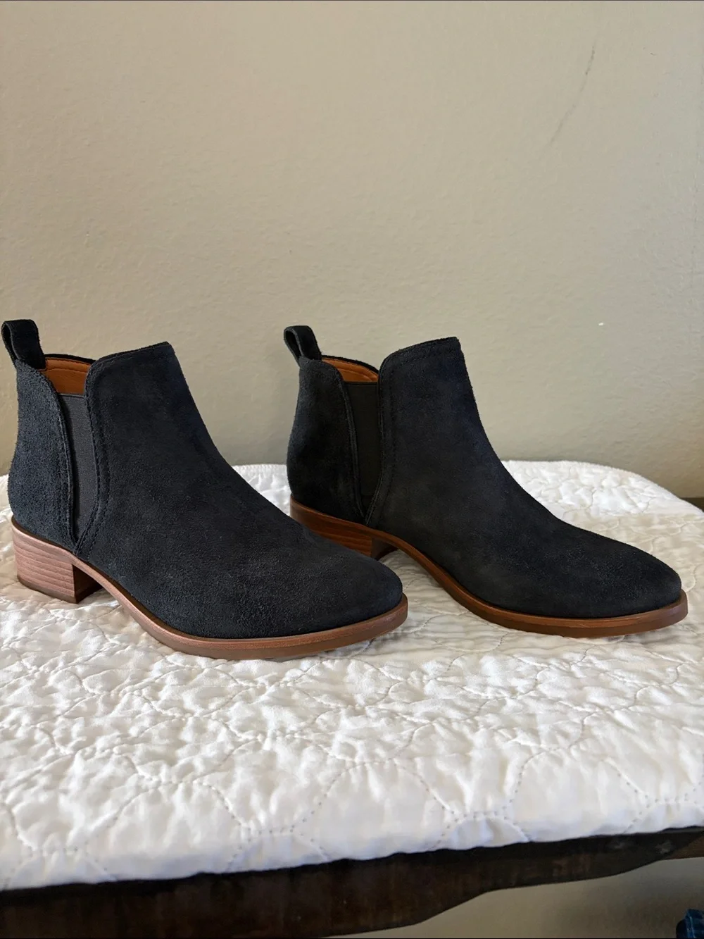 LUCKY BRAND Women's Black Suede Chelsea Booties with Low Stacked Heel